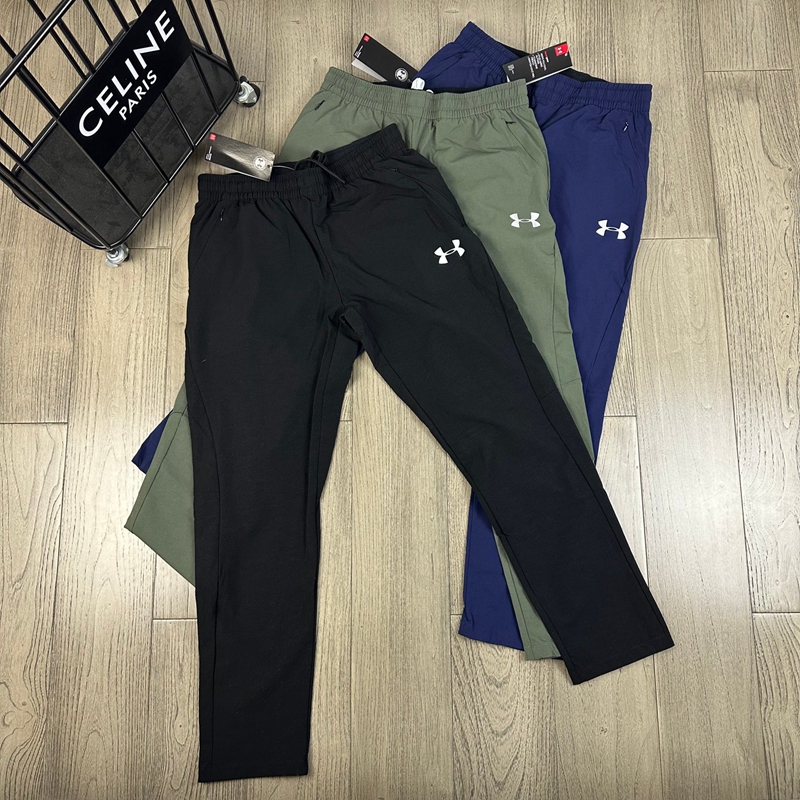 Under Armour unrestrained breathable running outdoor casual sports pants