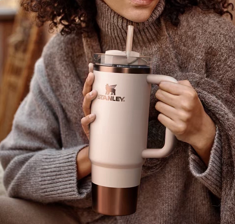 STANLEY Stanley straw cup, insulation, large capacity, high-value stainless steel giant water cup for men and women 