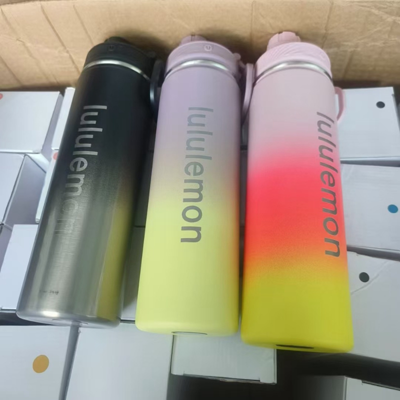 Lululu sports water bottle yoga fitness running outdoor 304 stainless steel gradient color insulation water cup